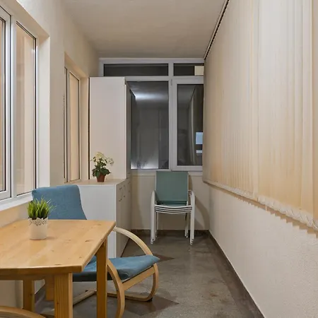 Walter Grand With Balcony And Free Parking דירה *