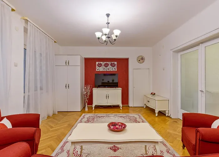 Apartment Walter Grand With Balcony And Free Parking Bukarest